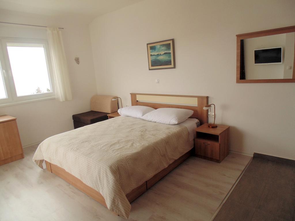 House Natali 70M From The Beach - Free Ev Top Up Rtina Εξωτερικό φωτογραφία